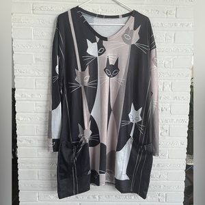 Cats! Top with retro-style kitties